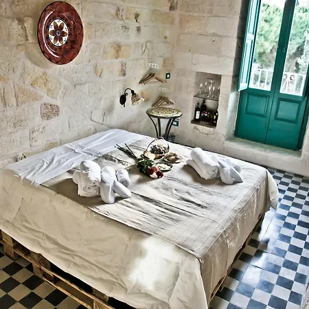 Lazzarella Polignano a Mare