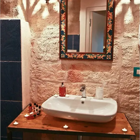 Guest house Lazzarella 3*